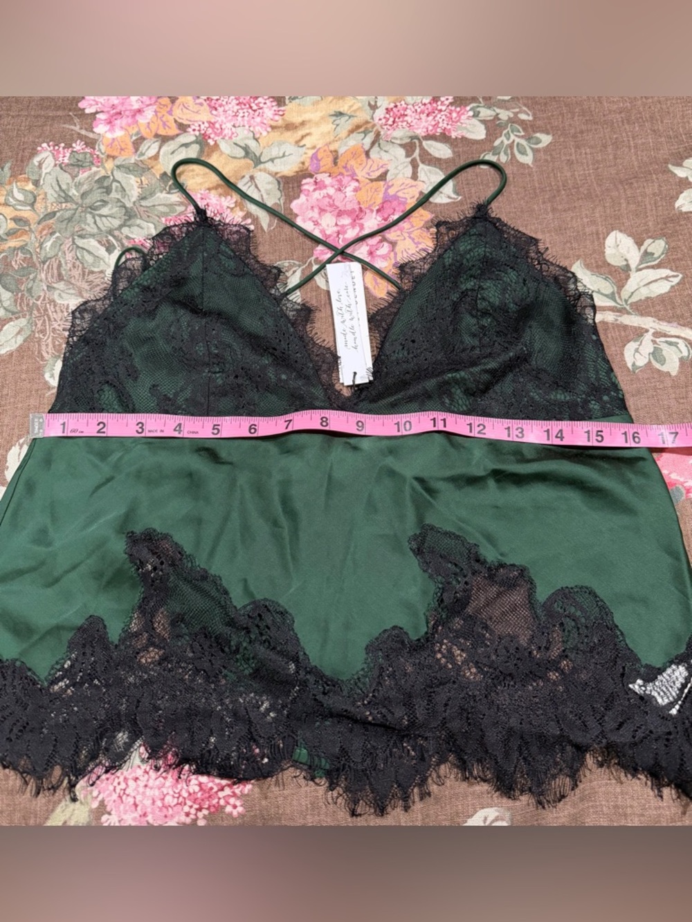 Alice + Olivia Claudia V Neck Lace Slip Top - Picture 12 of 13